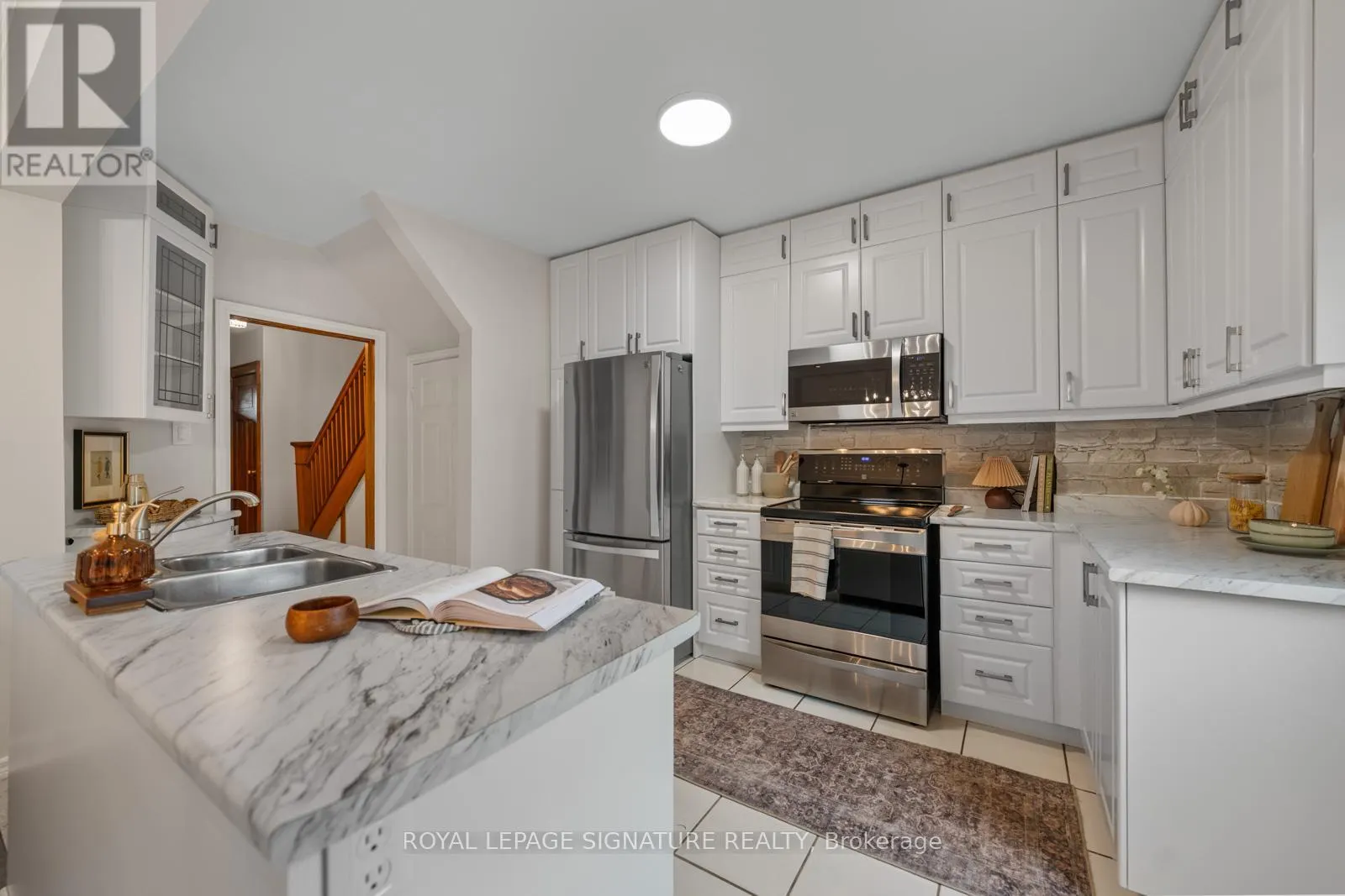 25 PEPLER AVENUE