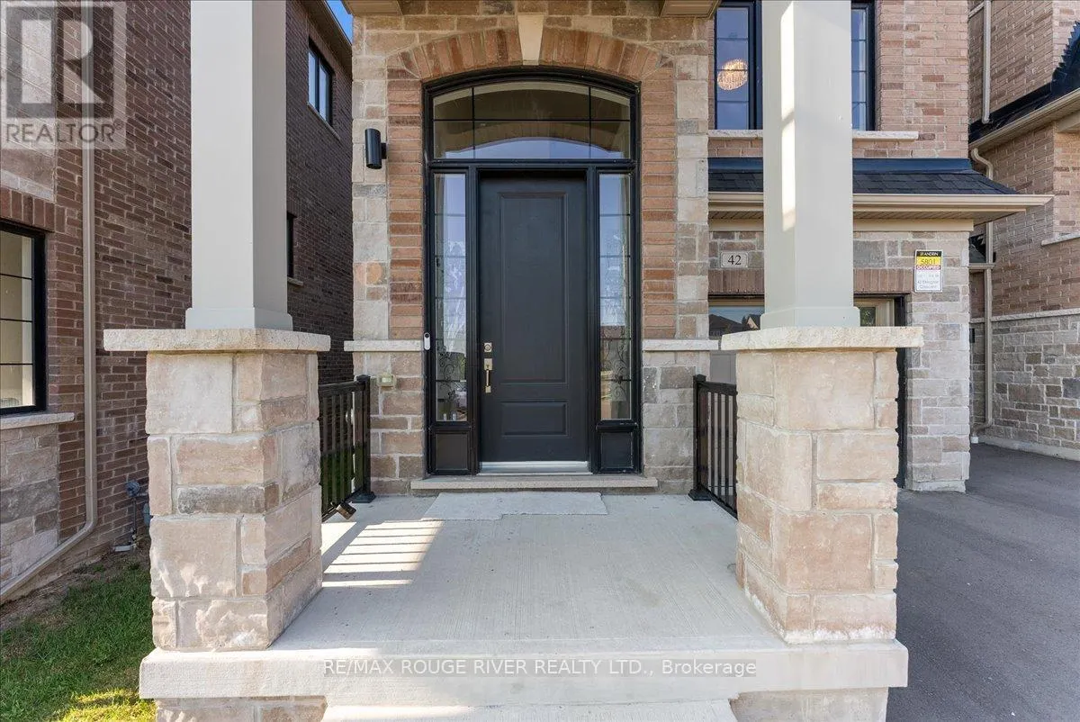 42 ELKINGTON CRESCENT