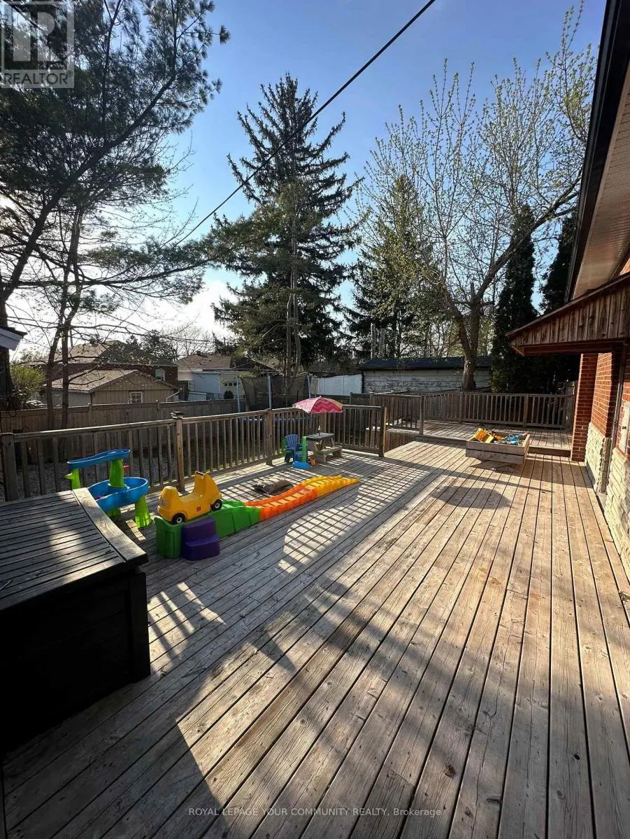 MAIN - 20 BONNY LYNN COURT