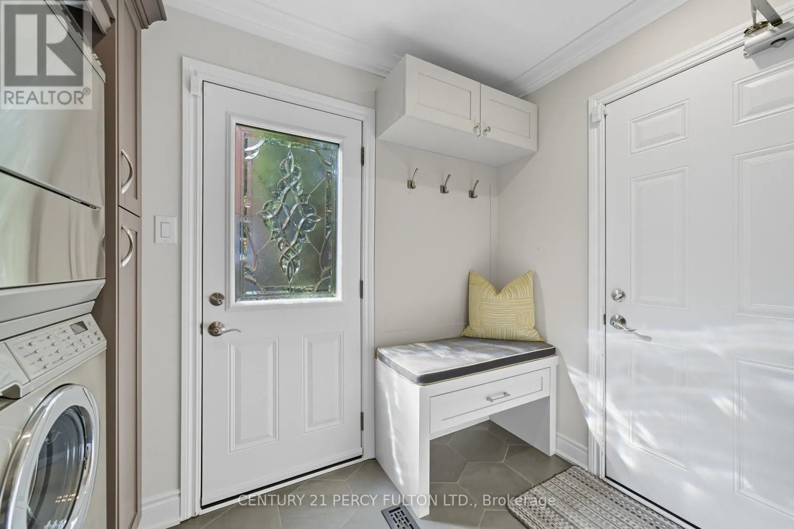 3 CHIPPERFIELD CRESCENT