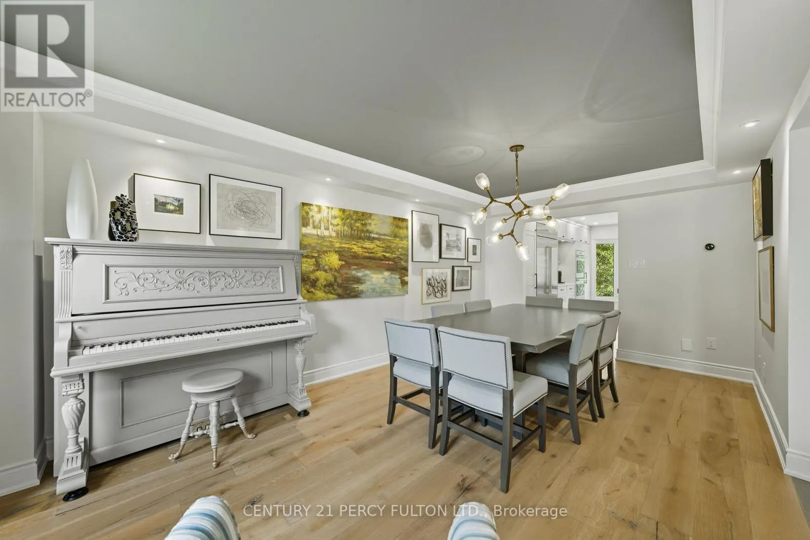 3 CHIPPERFIELD CRESCENT
