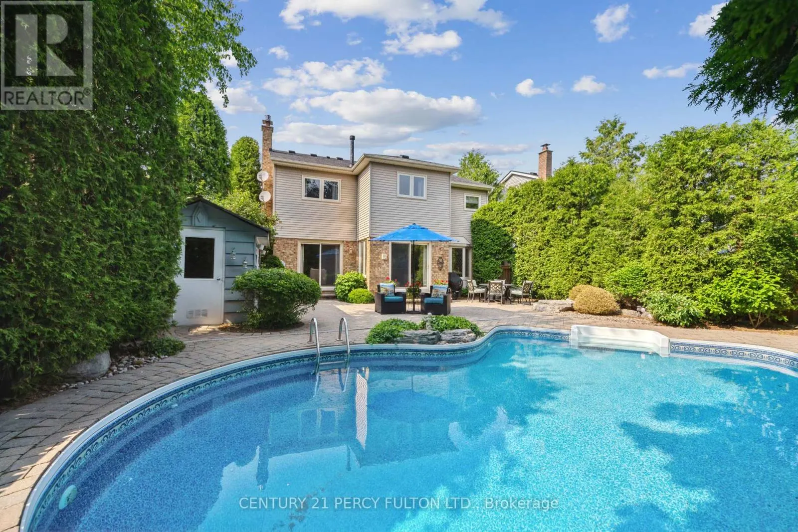 3 CHIPPERFIELD CRESCENT