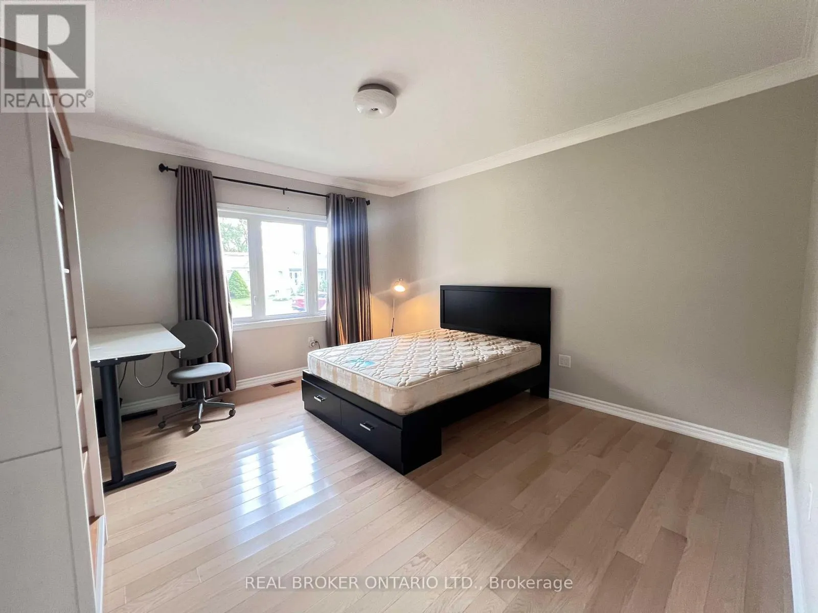 30 MEADOWACRES DRIVE