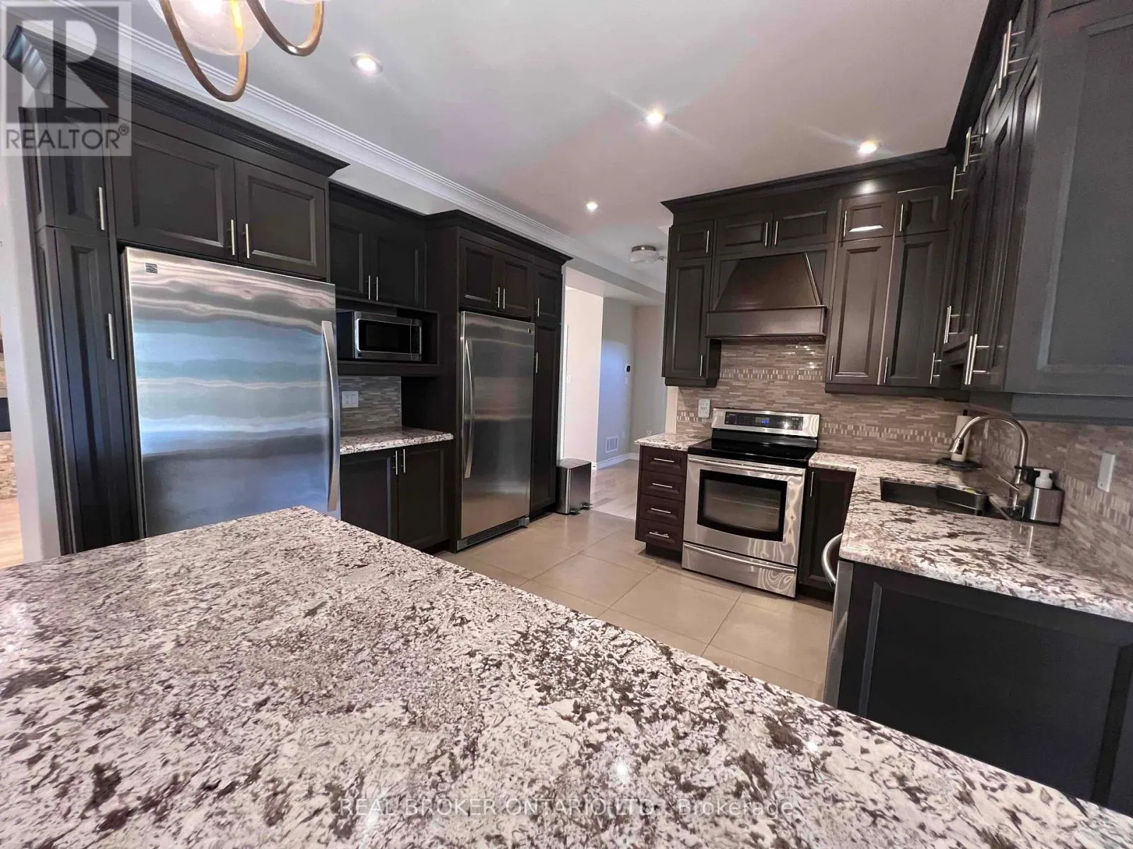 30 MEADOWACRES DRIVE