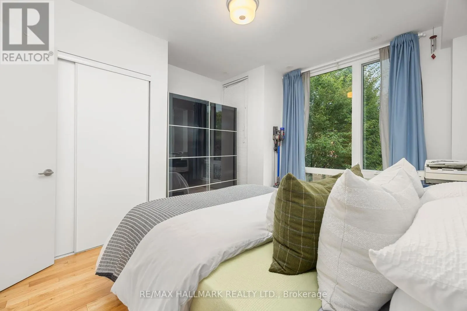68 BOULTON AVENUE