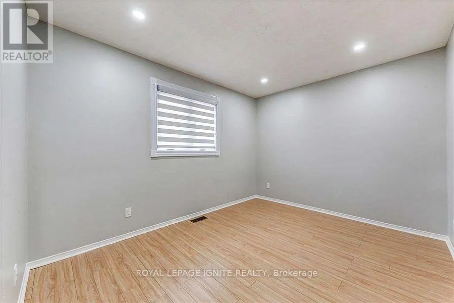 160 TWYN RIVERS DRIVE