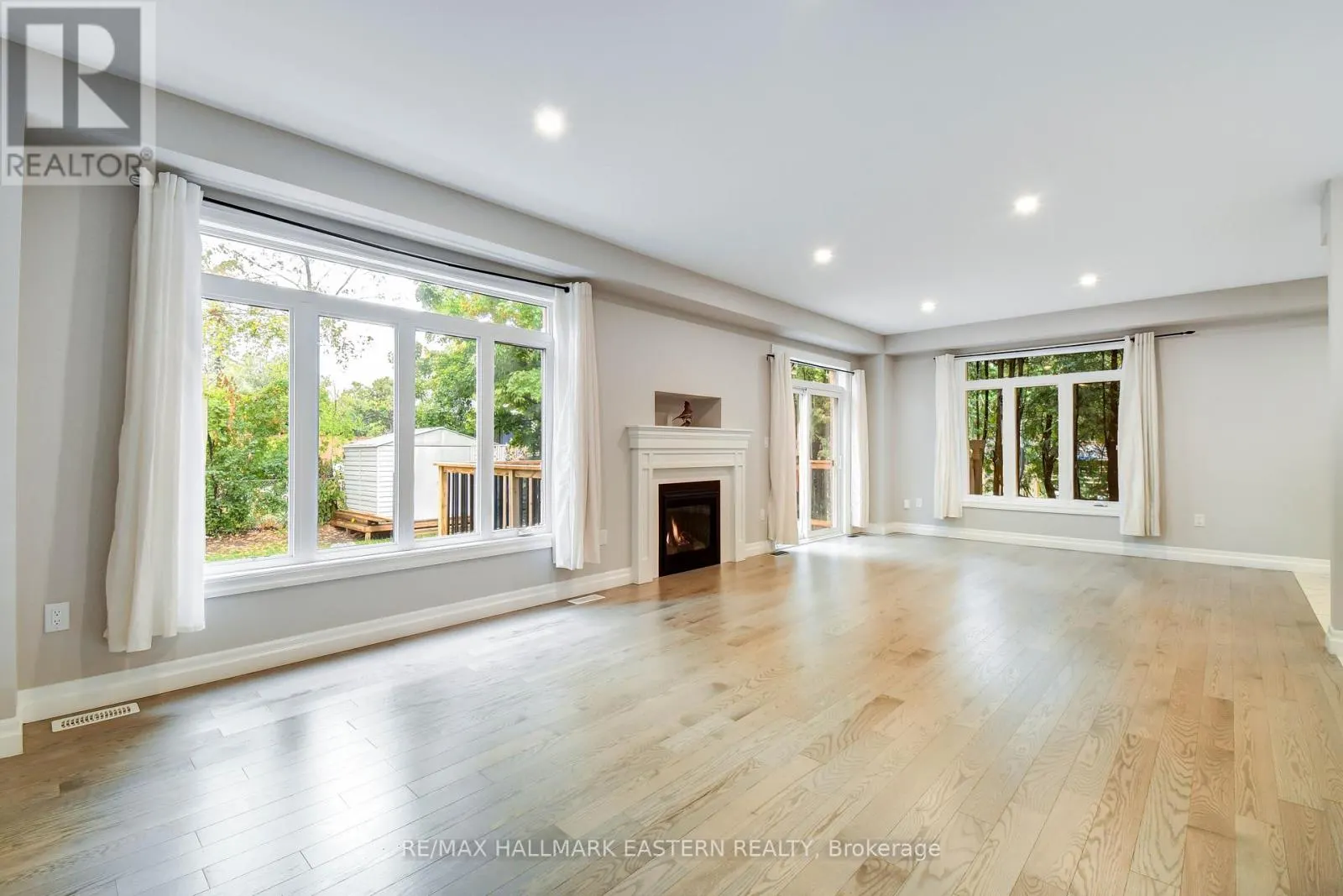 18 DURHAM AVENUE