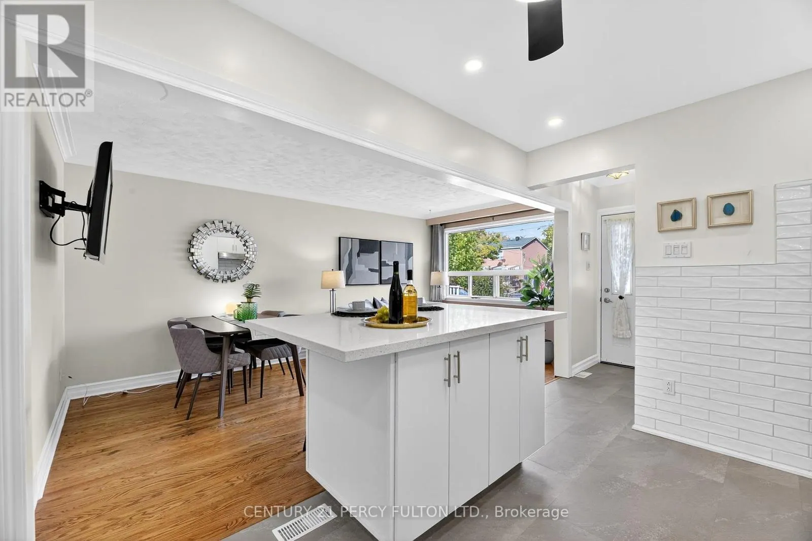 98 GRANGER AVENUE