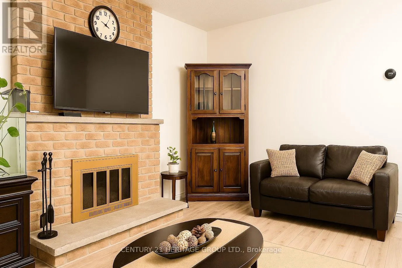 824 THORNTON ROAD N