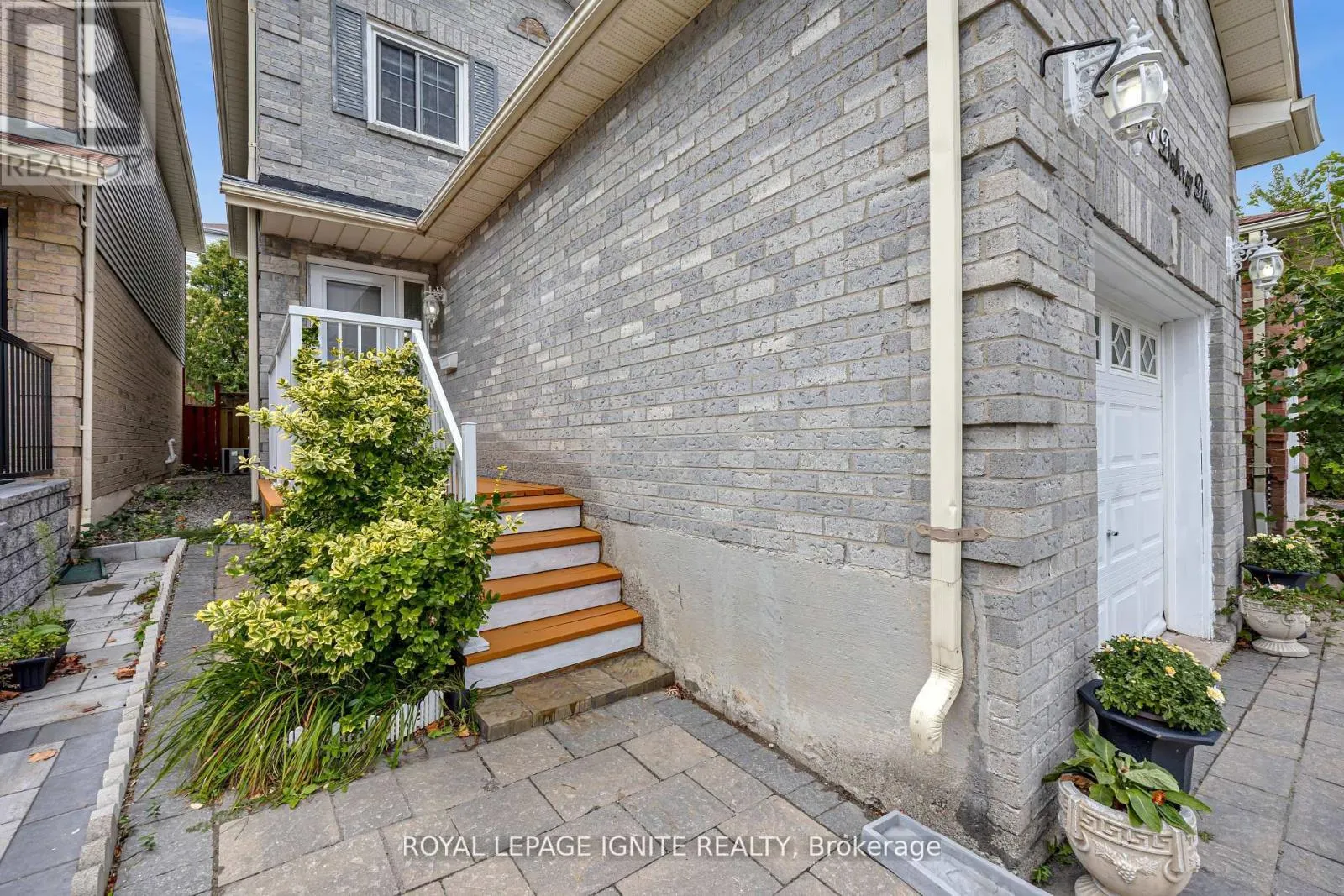 2156 DUBERRY DRIVE