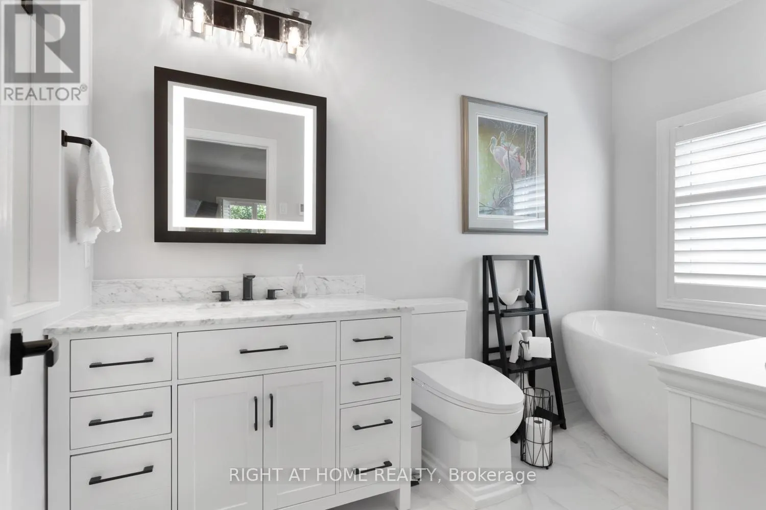 311 WATERBURY CRESCENT