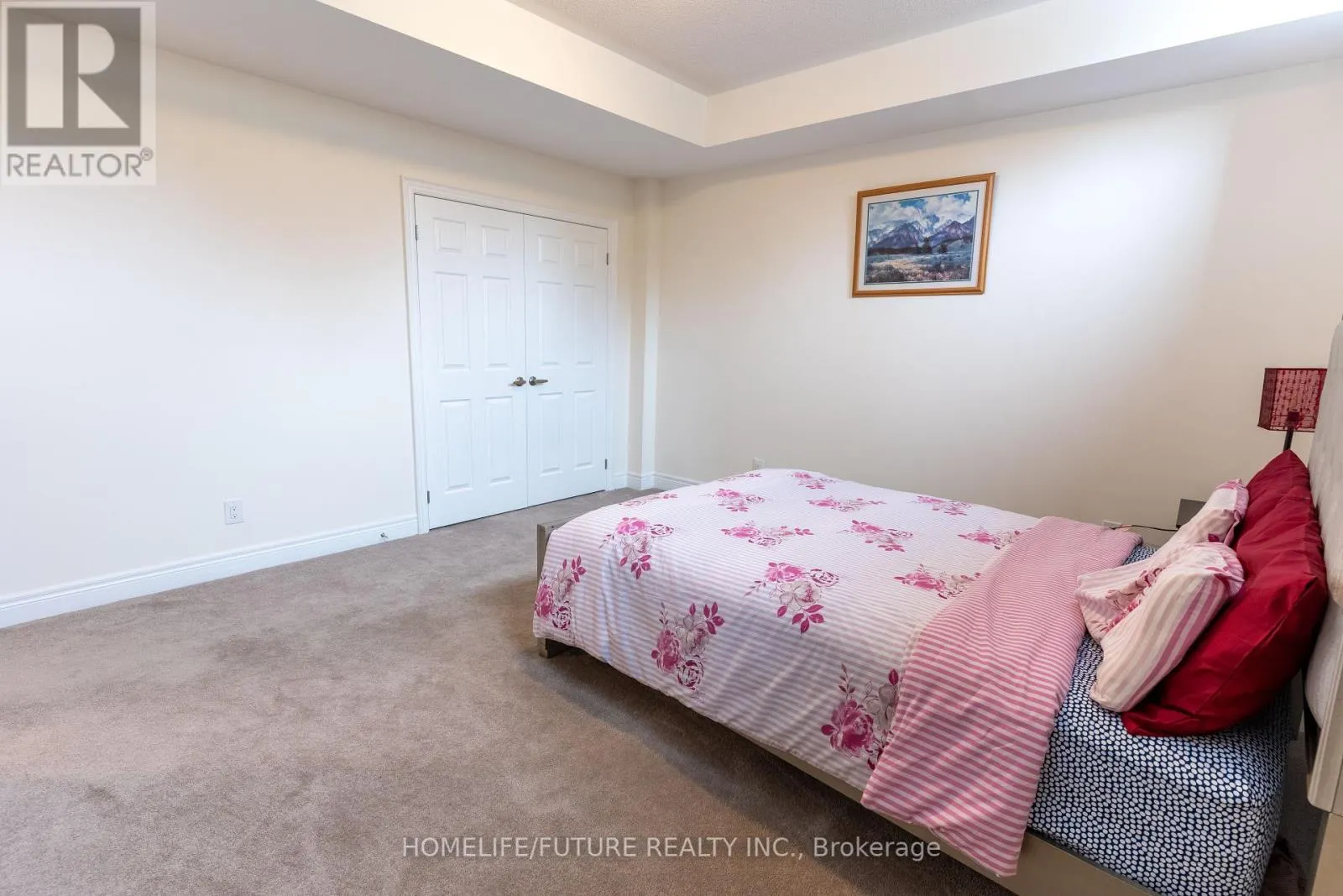 36 BLENHEIM CIRCLE