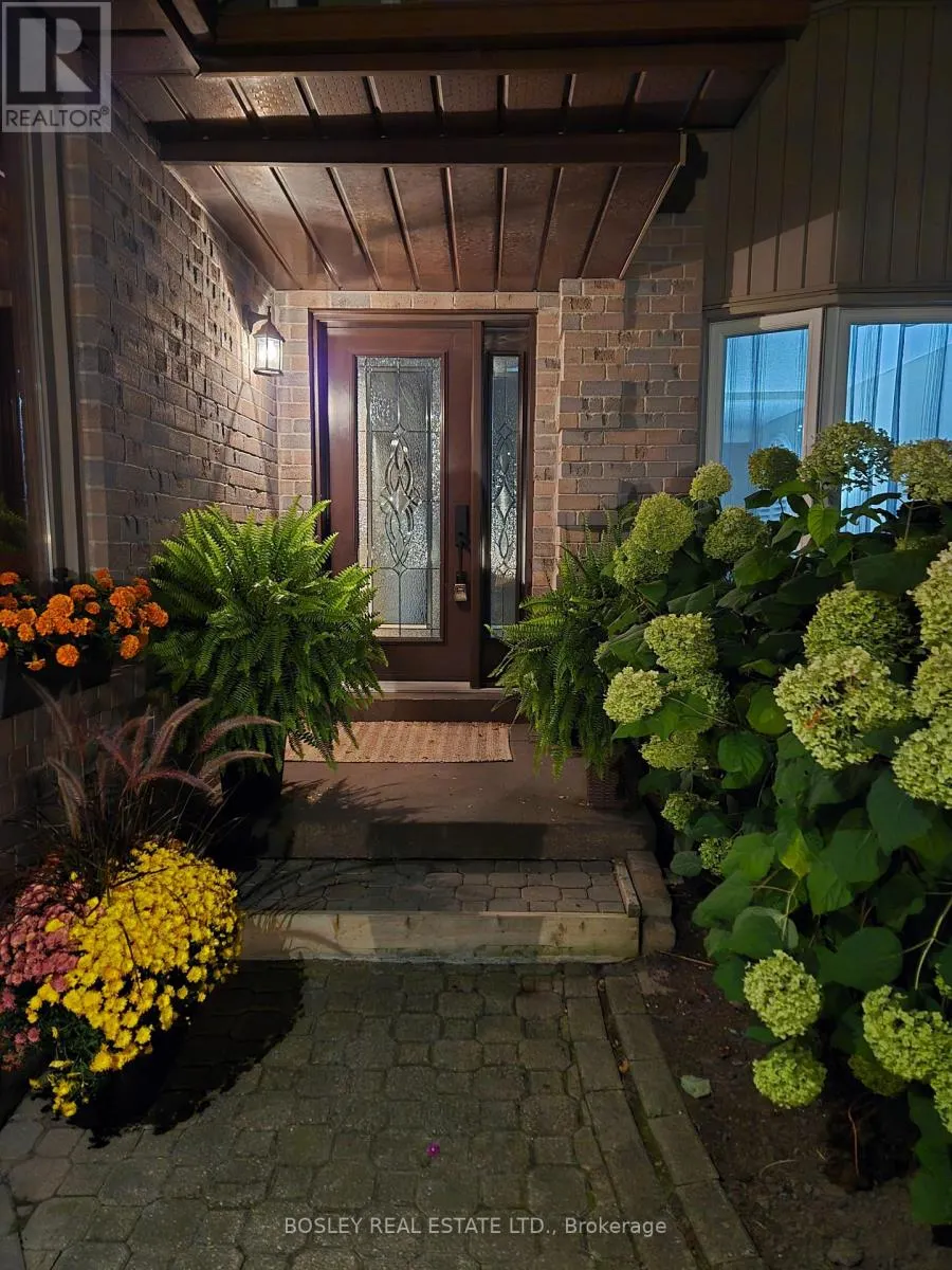 769 LOCHNESS CRESCENT