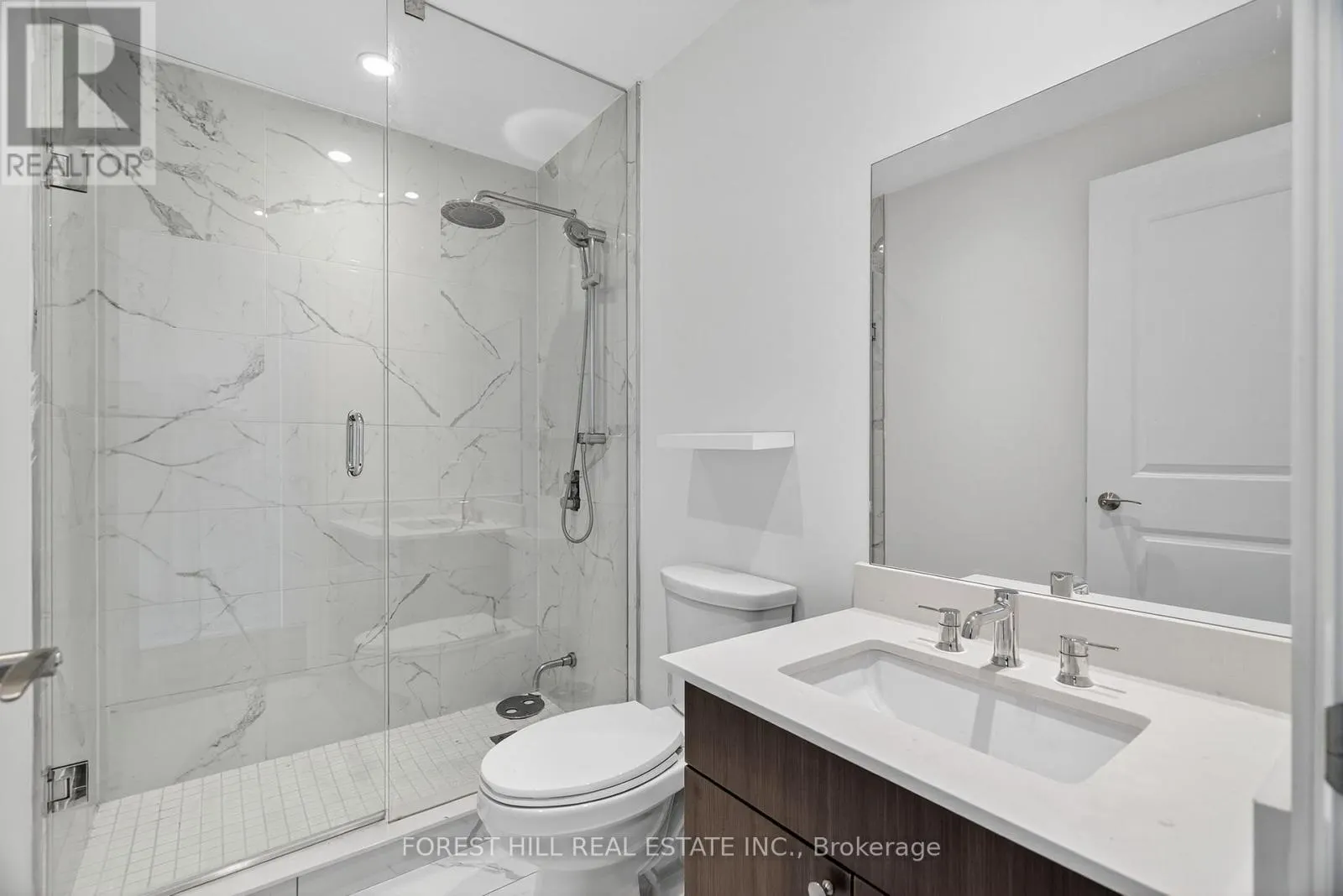 402 - 200 WOODBINE AVENUE