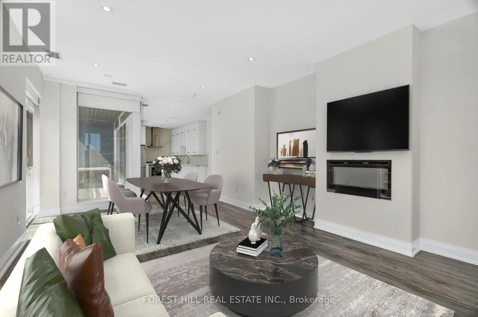 402 - 200 WOODBINE AVENUE