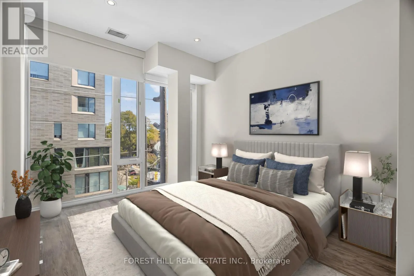402 - 200 WOODBINE AVENUE