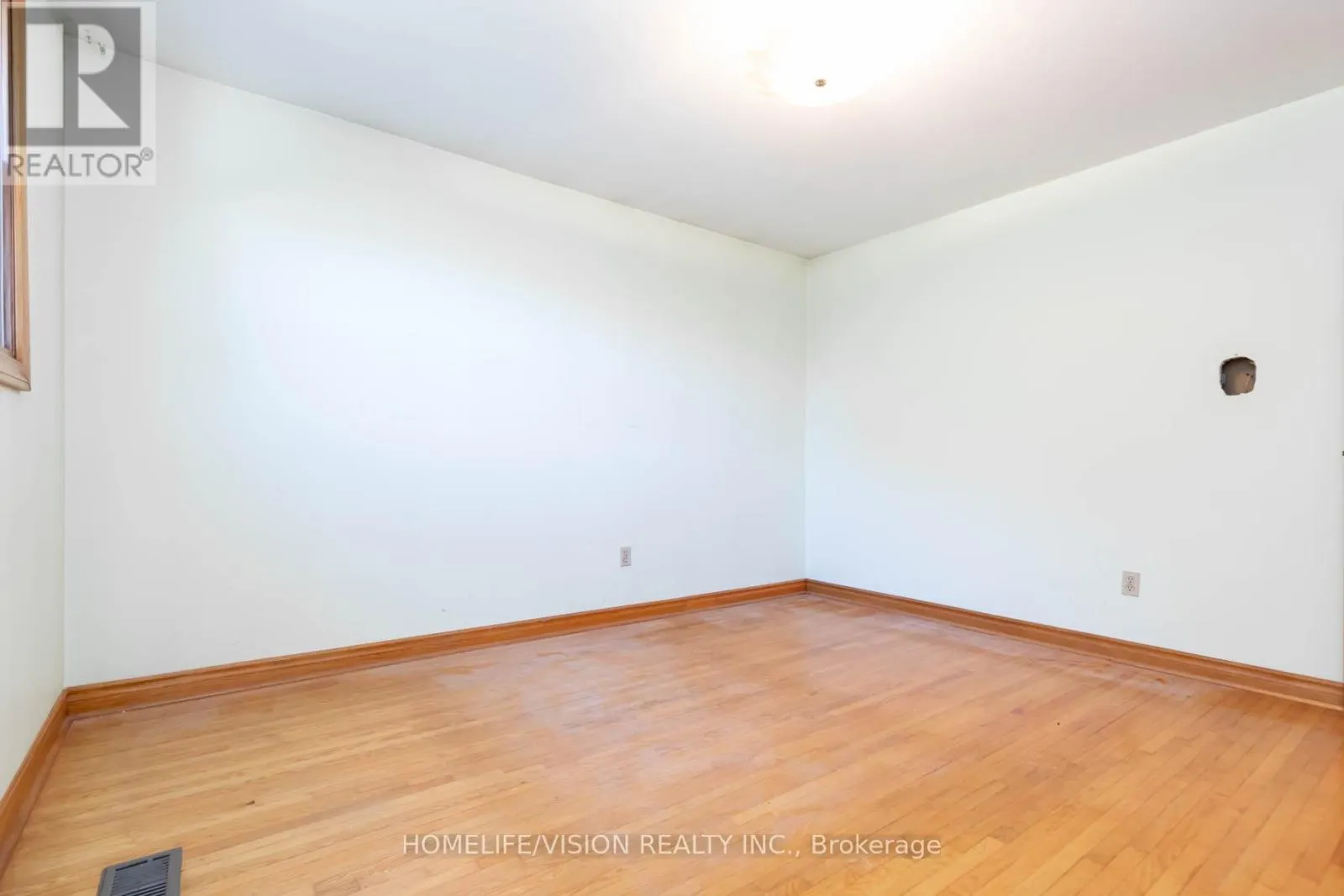 3 KENFIN AVENUE