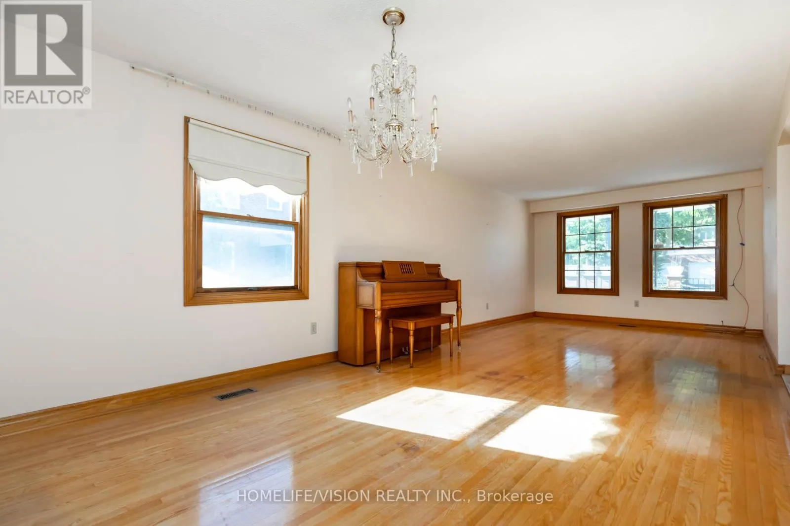 3 KENFIN AVENUE