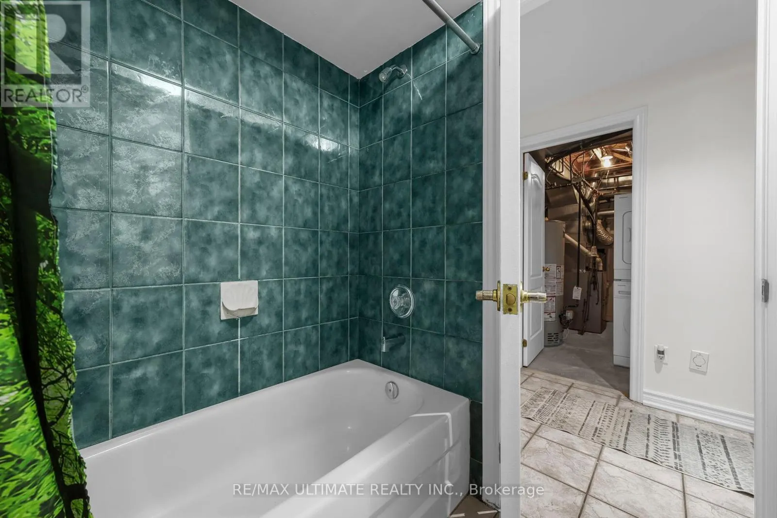 LOWER - 75 WOODVILLE AVENUE