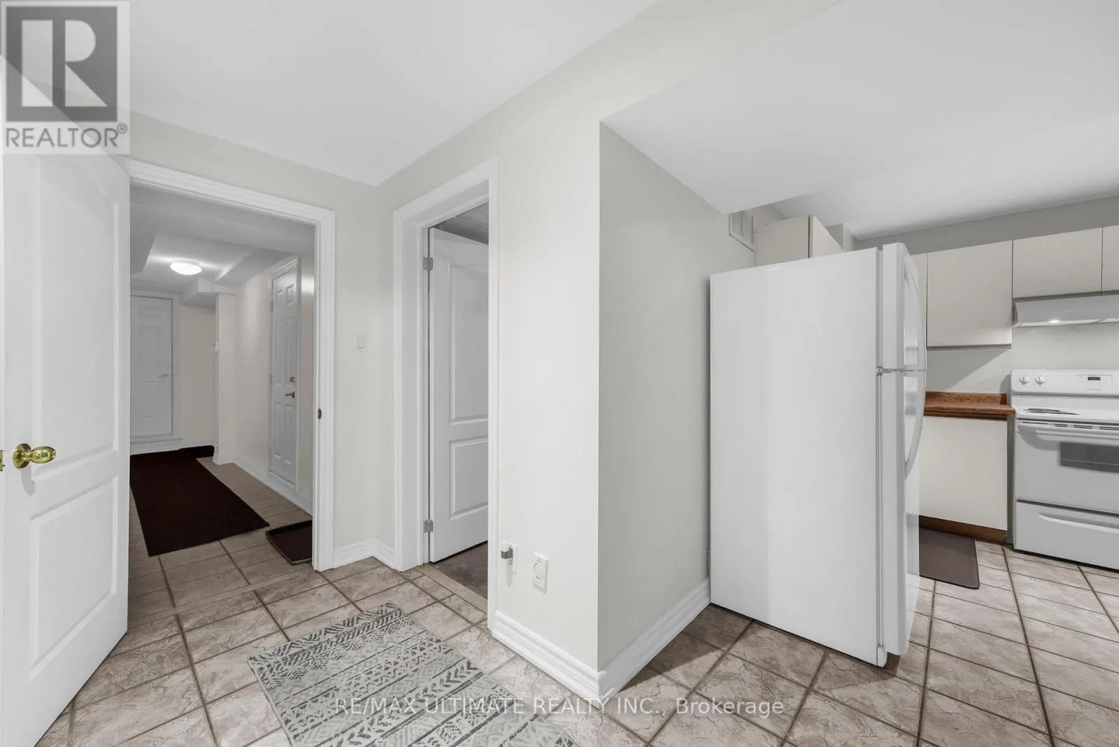 LOWER - 75 WOODVILLE AVENUE