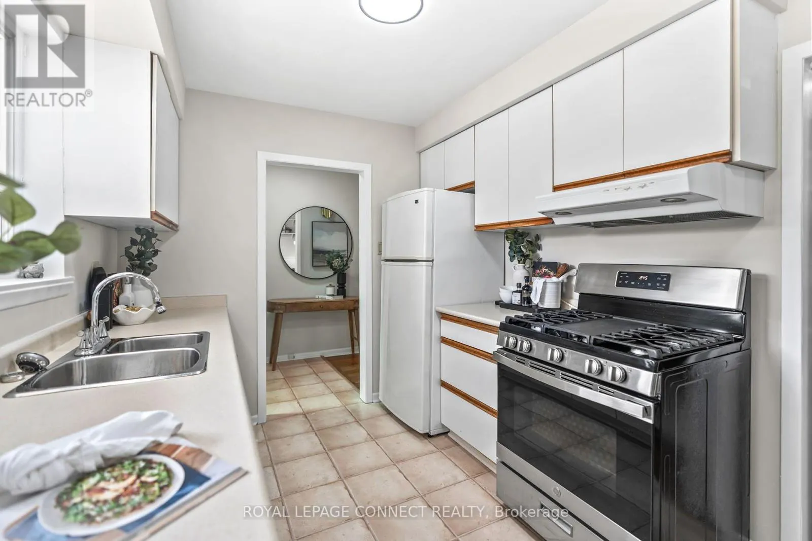 38 LIMEVALE CRESCENT