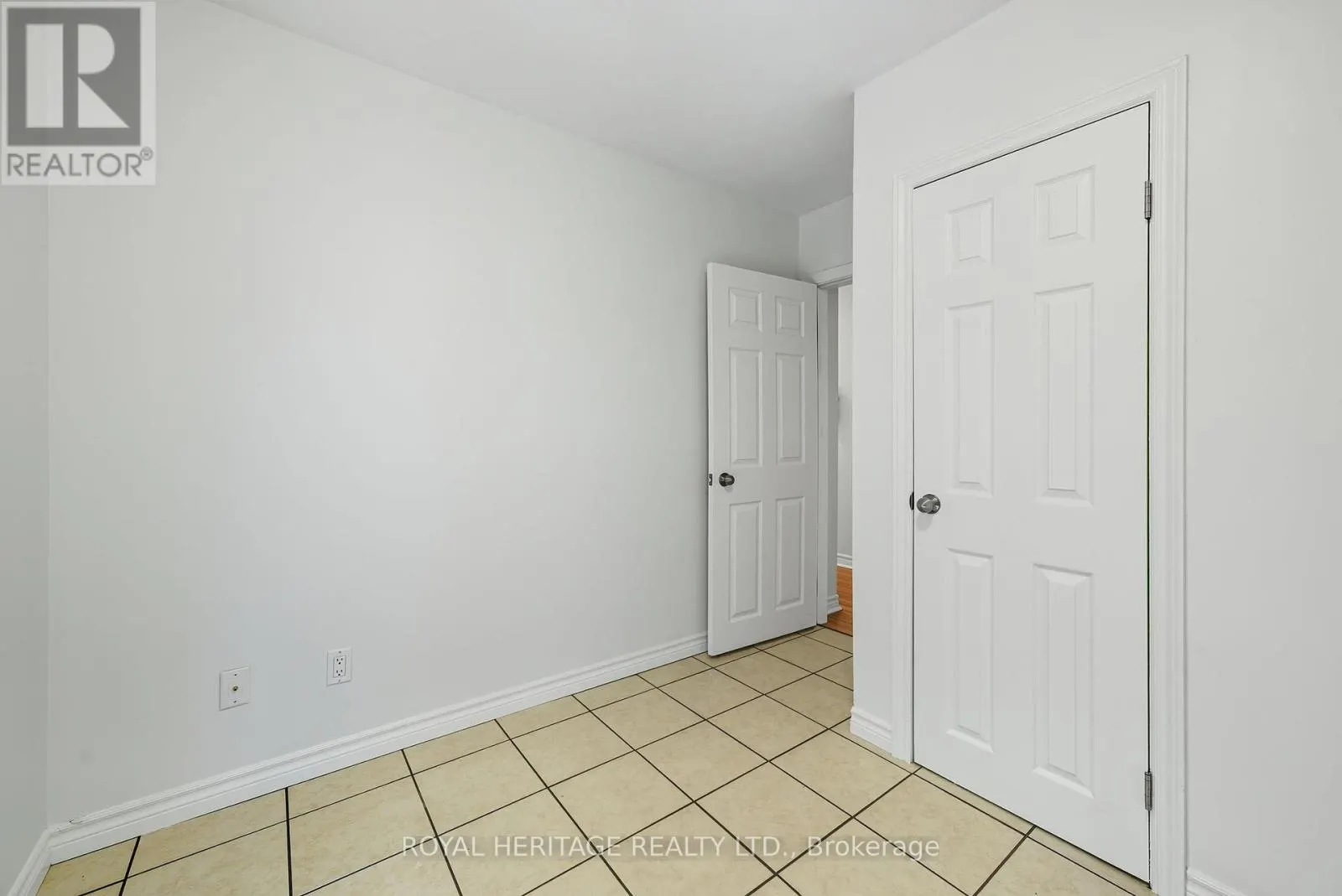 MAIN - 713 BURNS STREET W