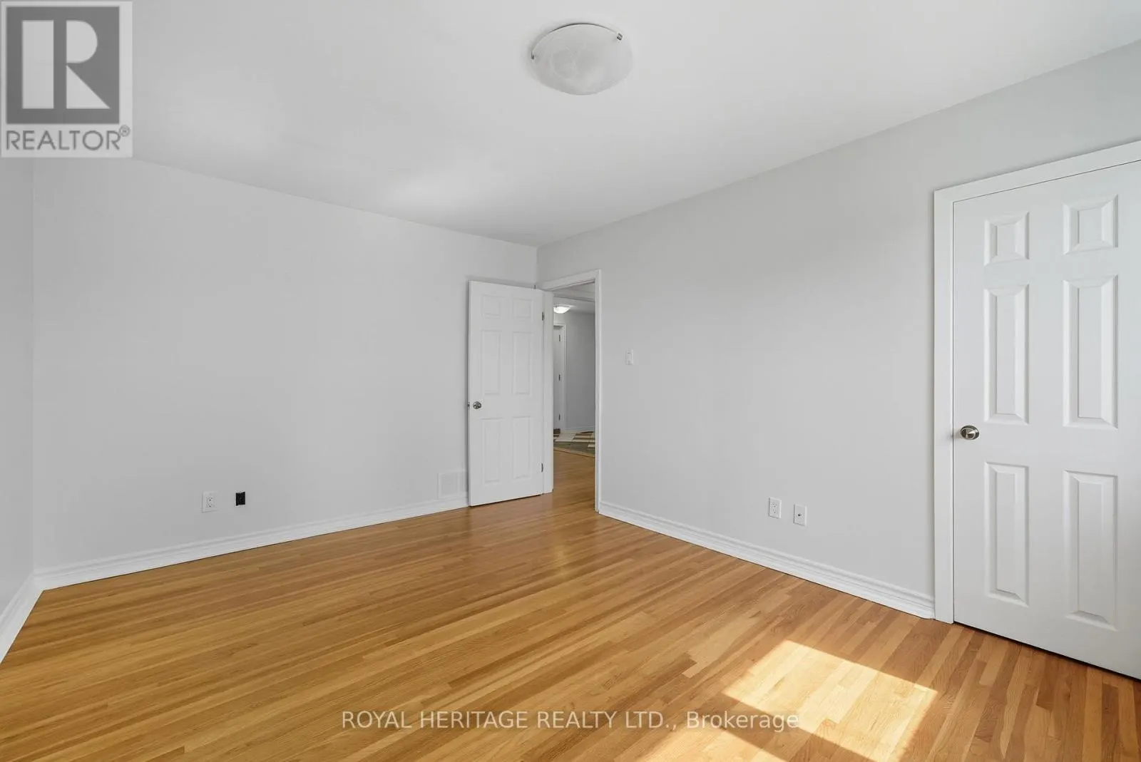 MAIN - 713 BURNS STREET W