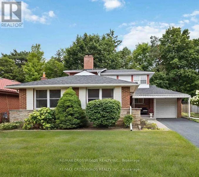 3 BOWATER DRIVE