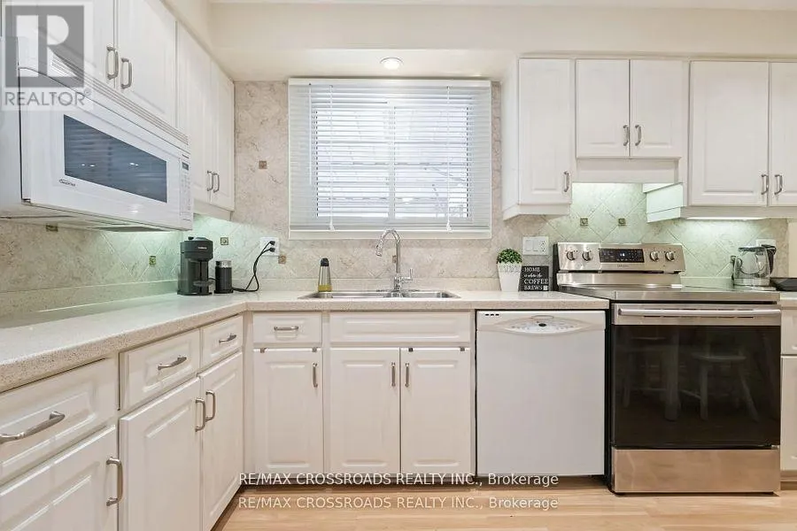 3 BOWATER DRIVE