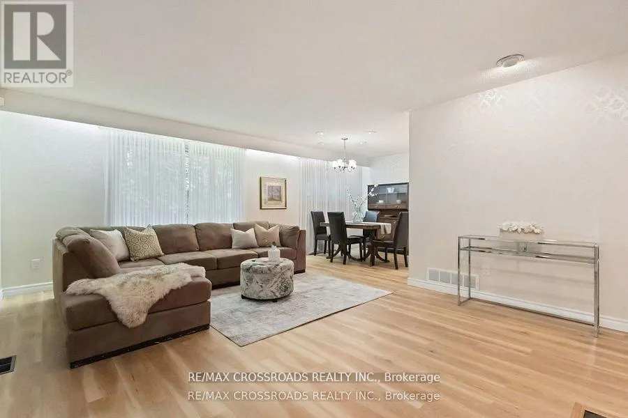 3 BOWATER DRIVE