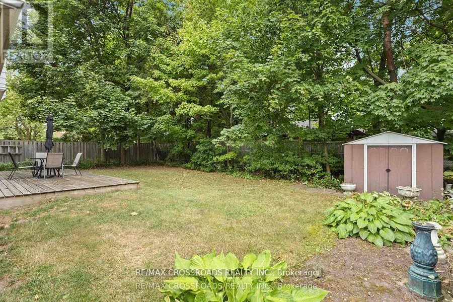 3 BOWATER DRIVE