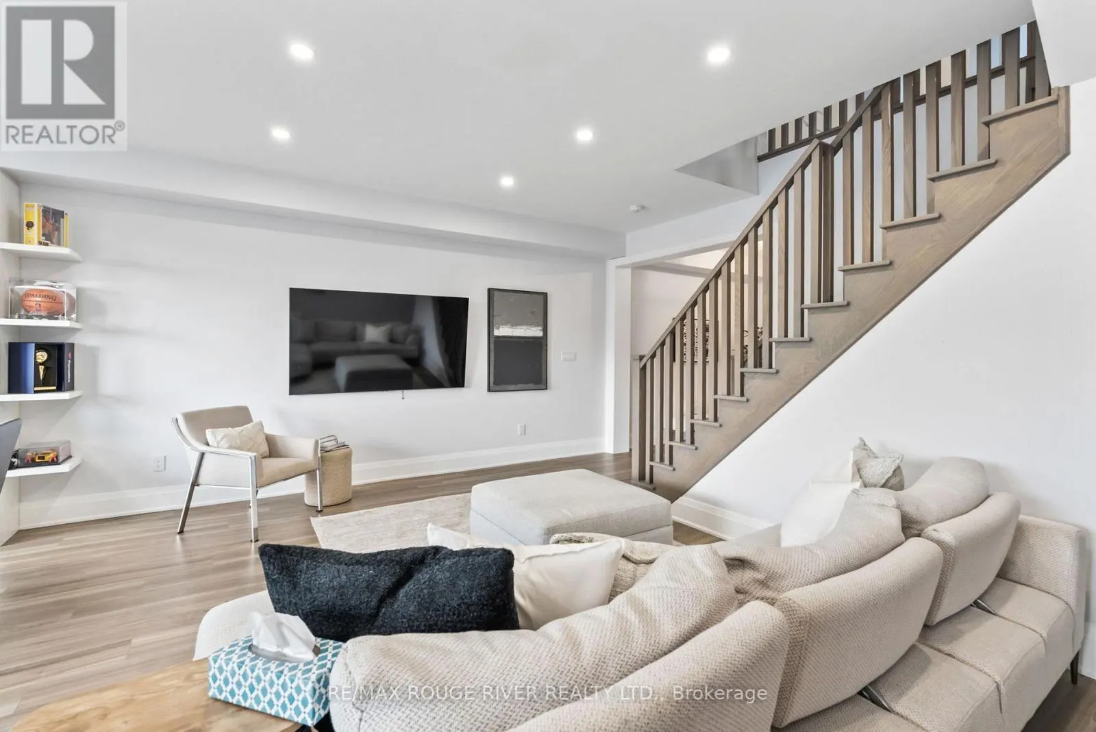 67 PINE GATE PLACE