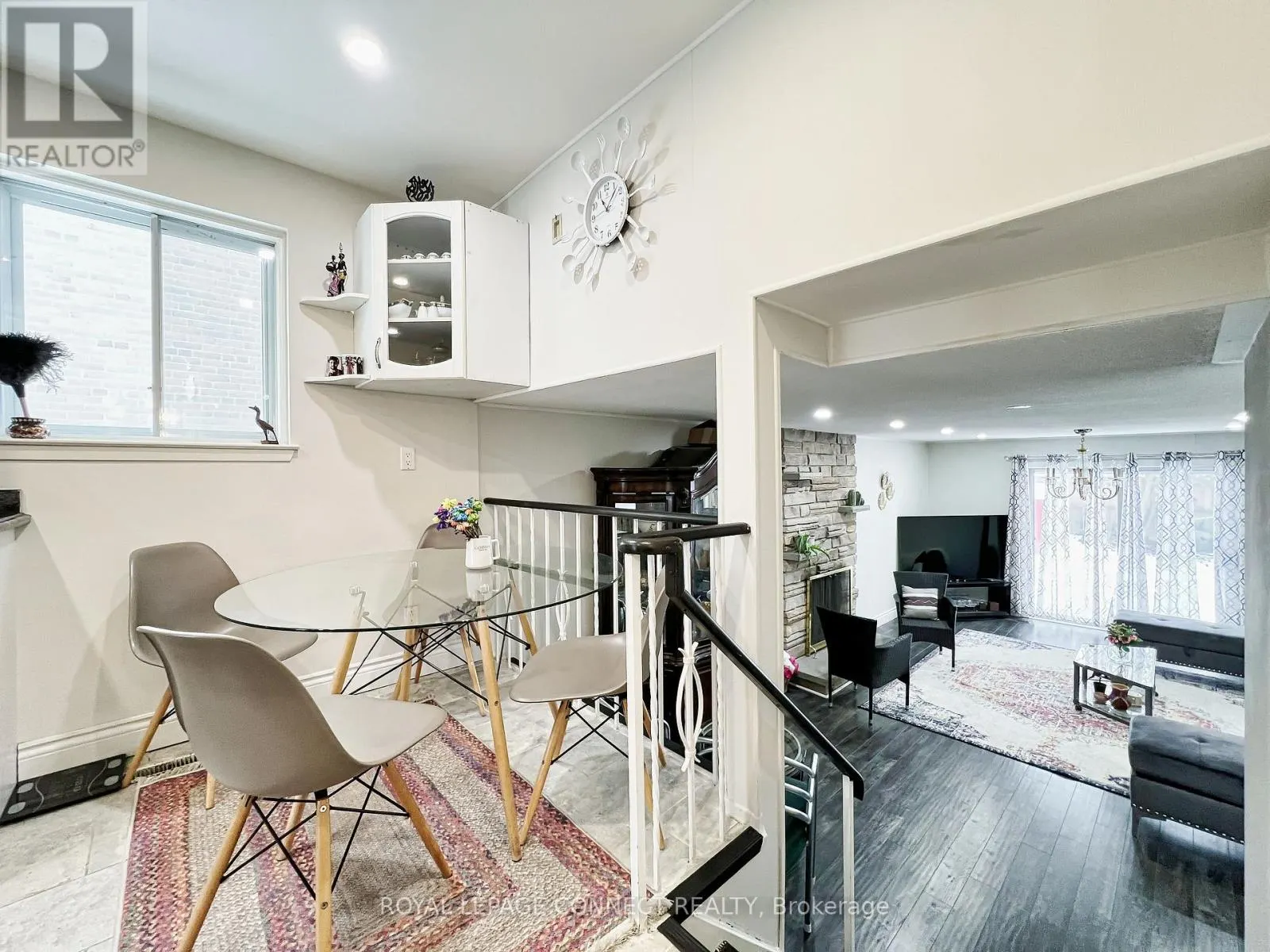 24 LALTON PLACE