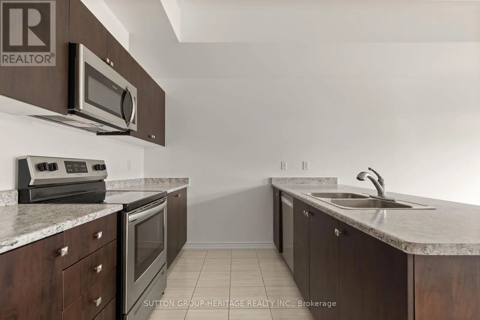 2598 WILLIAM JACKSON DRIVE