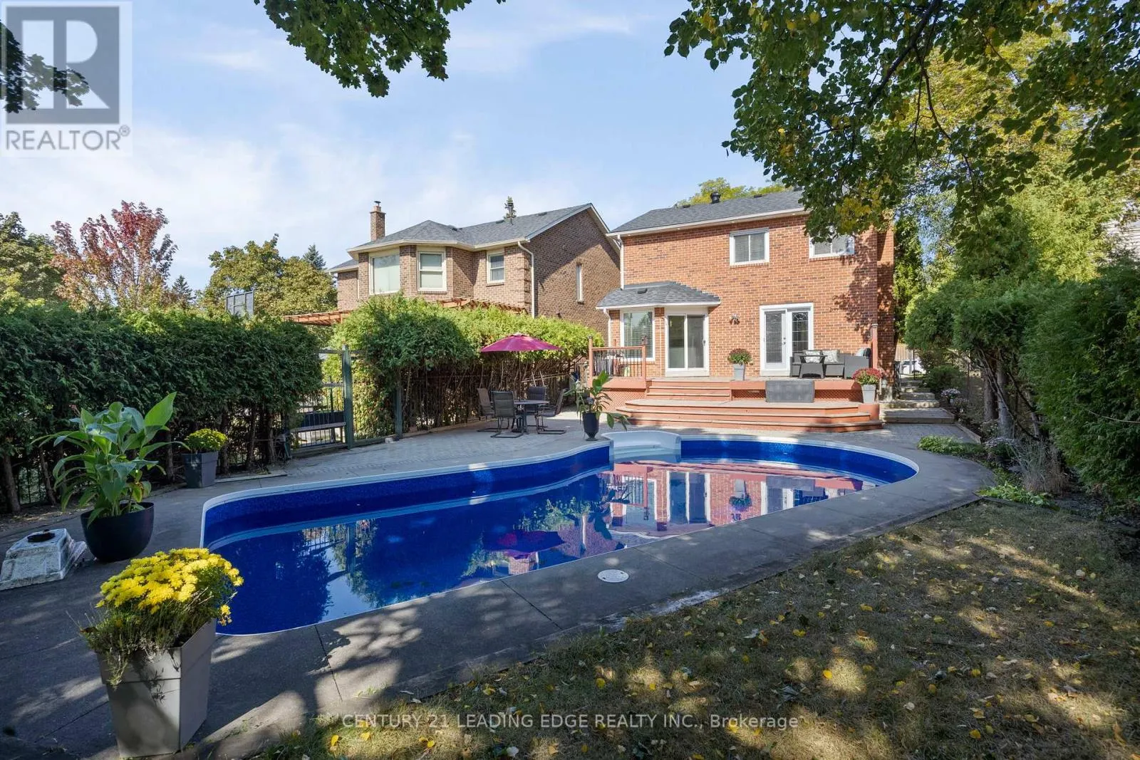 1211 BRIDGE GATE CRESCENT