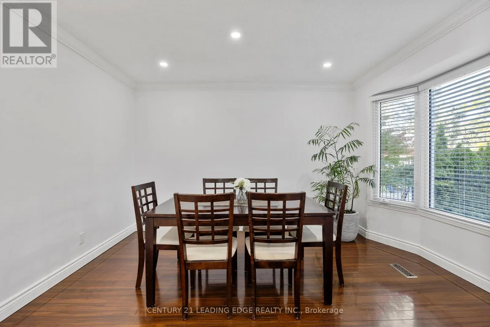 1211 BRIDGE GATE CRESCENT