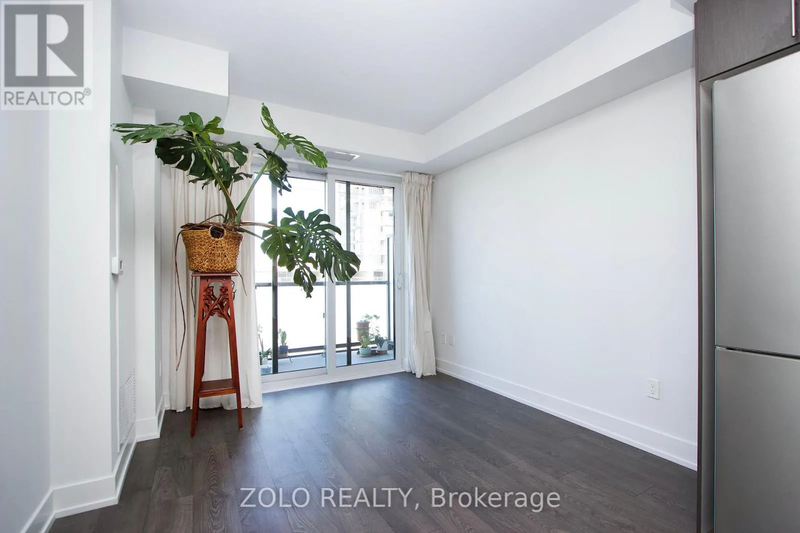 310 - 2550 SIMCOE STREET N