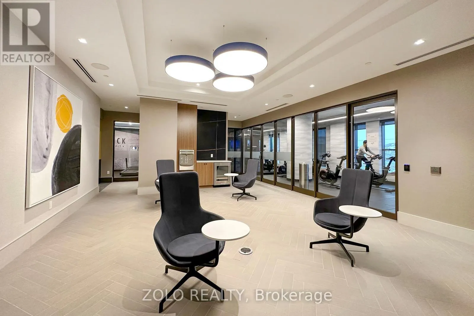 310 - 2550 SIMCOE STREET N