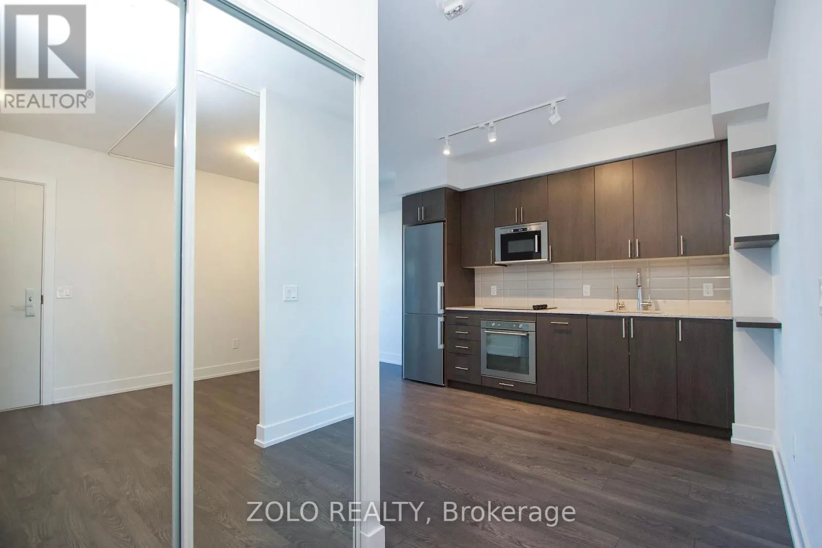 310 - 2550 SIMCOE STREET N