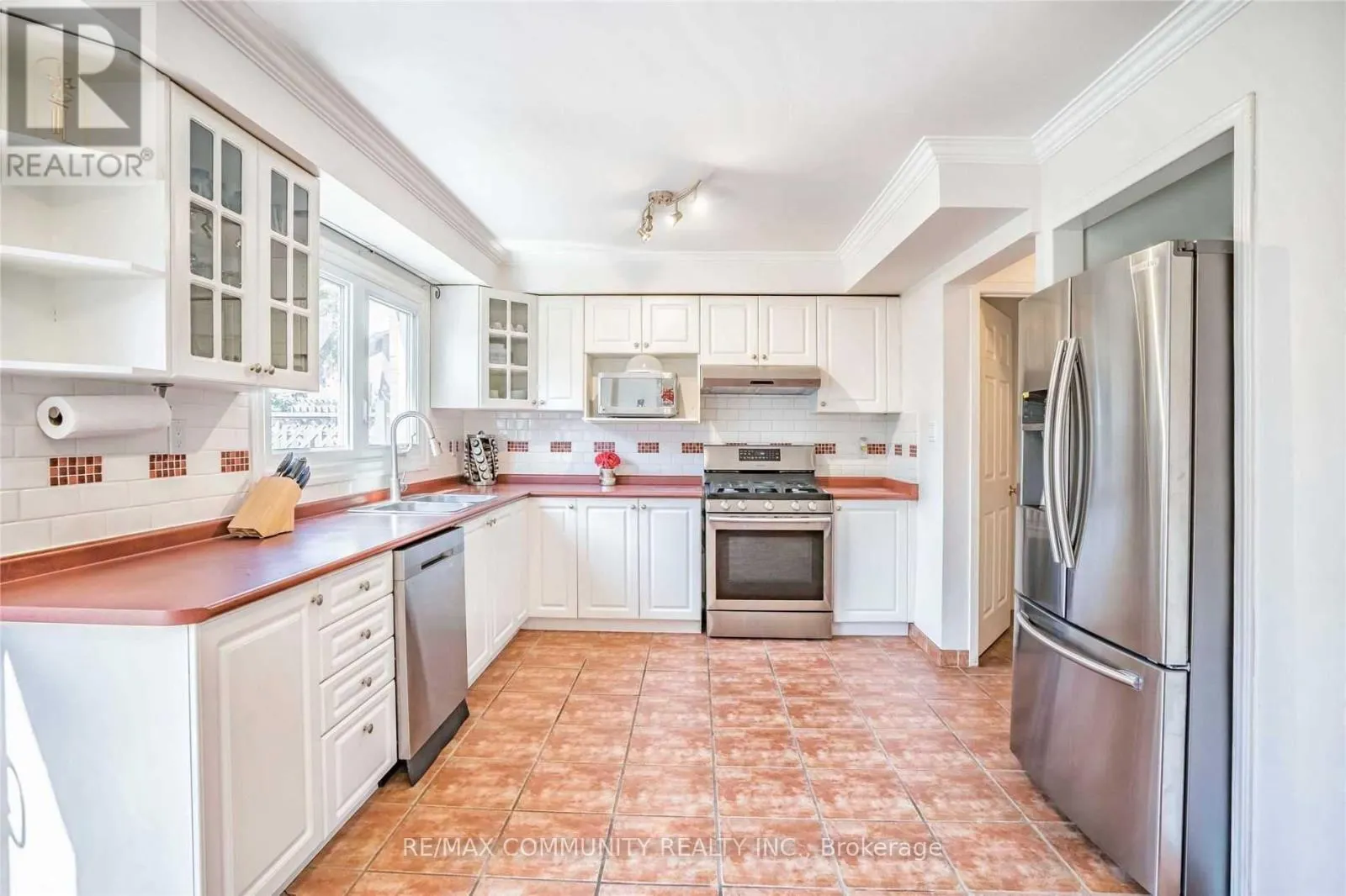 20 VENTRIS DRIVE