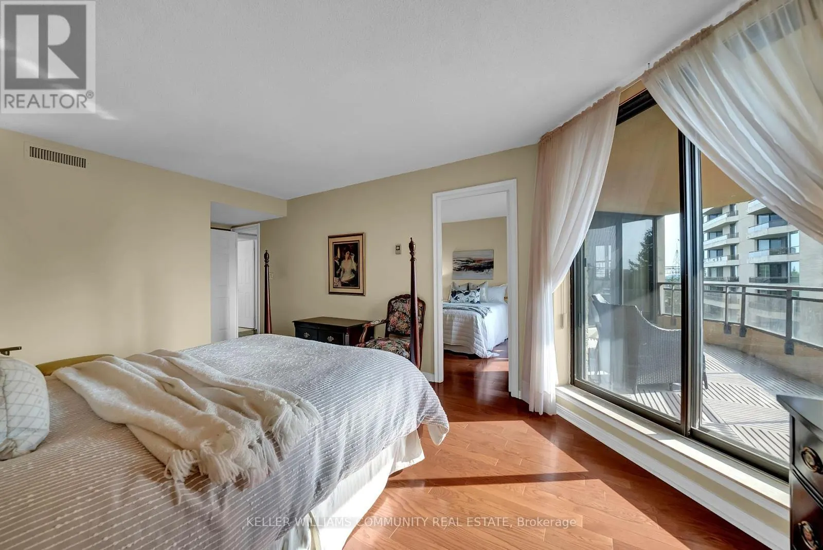 405 - 900 WILSON ROAD N, #405