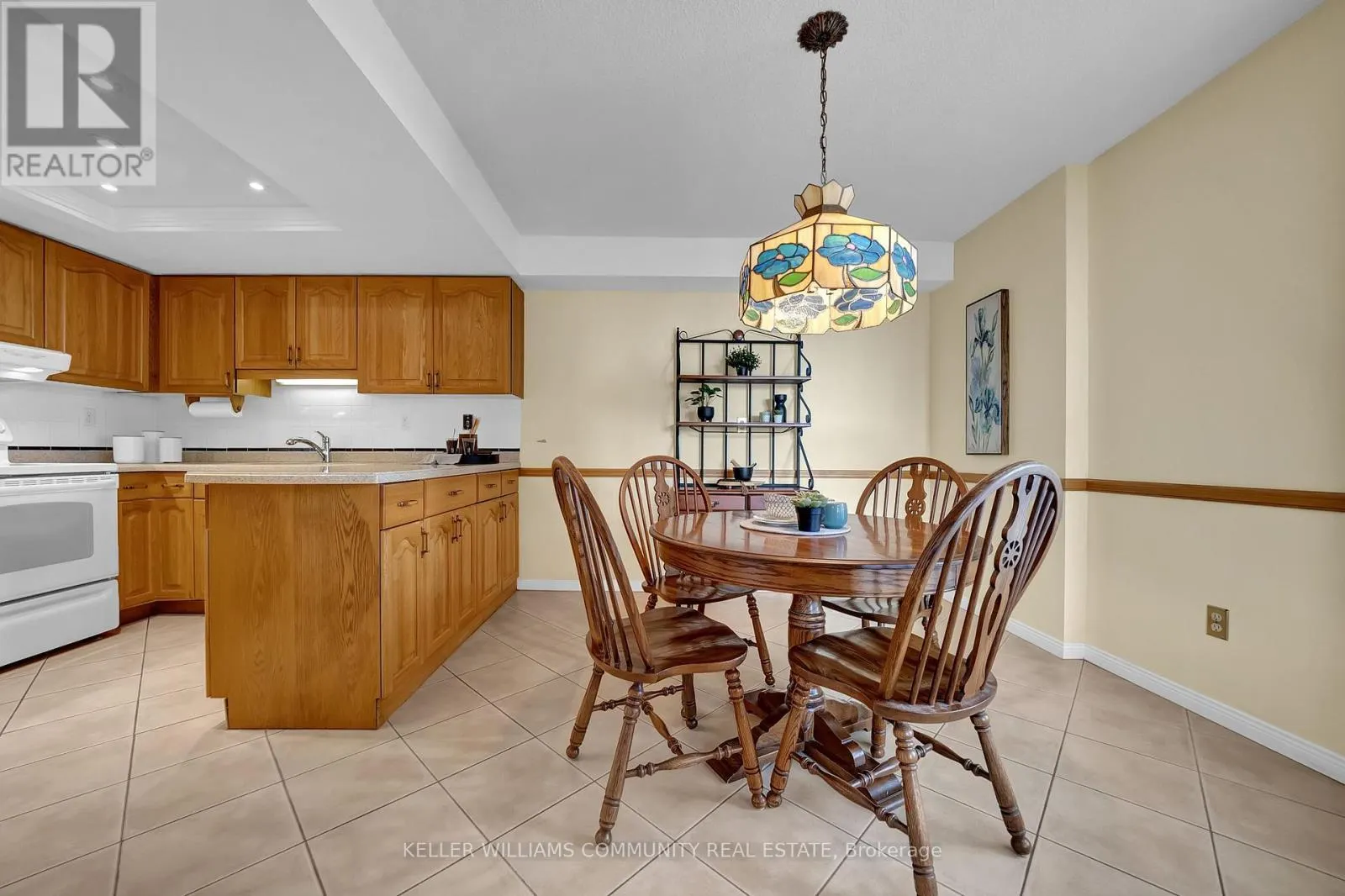 405 - 900 WILSON ROAD N, #405