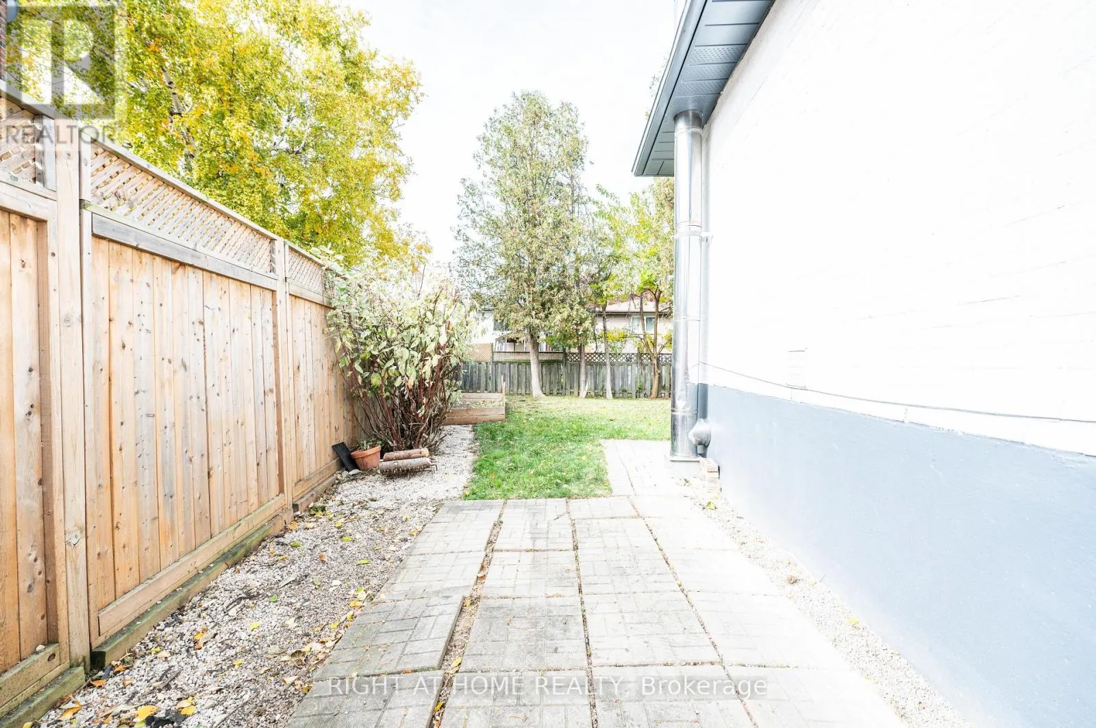 808 SANOK DRIVE