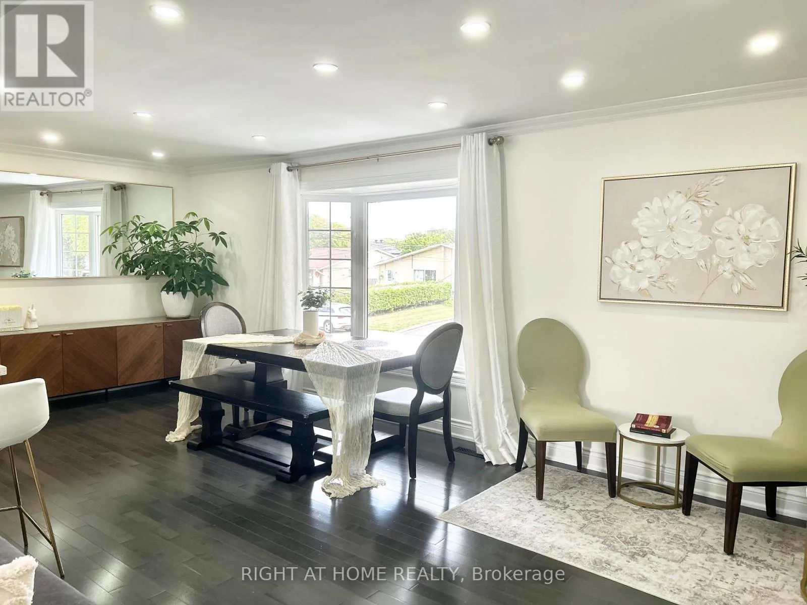 808 SANOK DRIVE