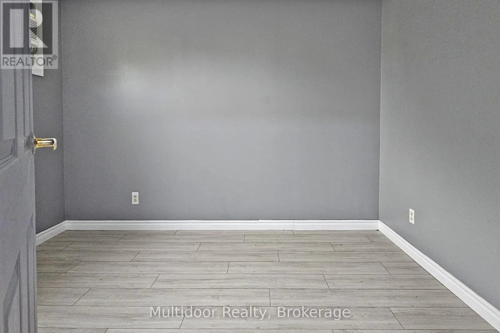 2 - 1100 OXFORD STREET