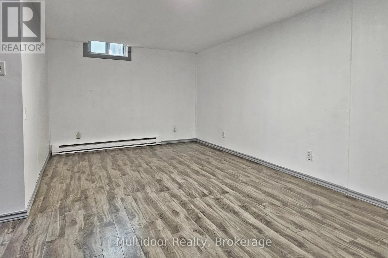 2 - 1100 OXFORD STREET