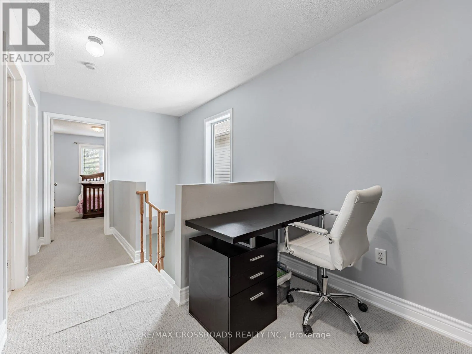 432 SPARROW CIRCLE