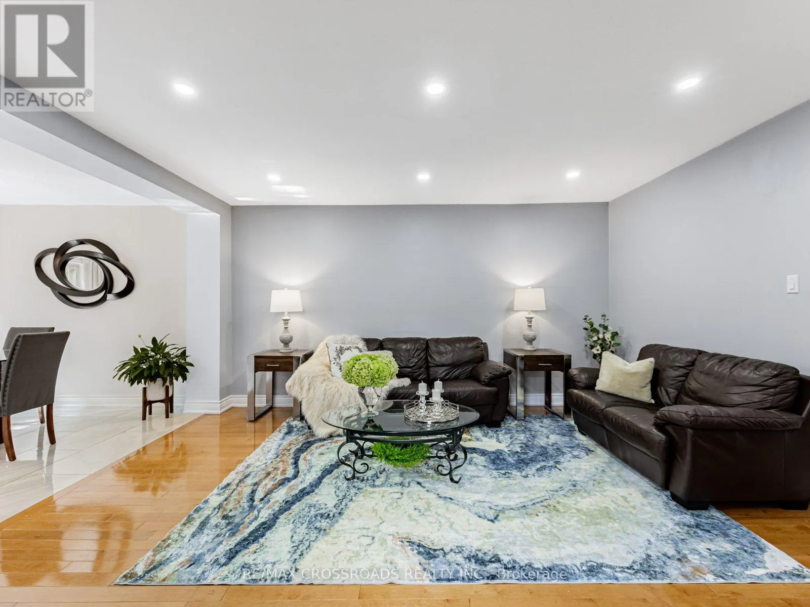 432 SPARROW CIRCLE