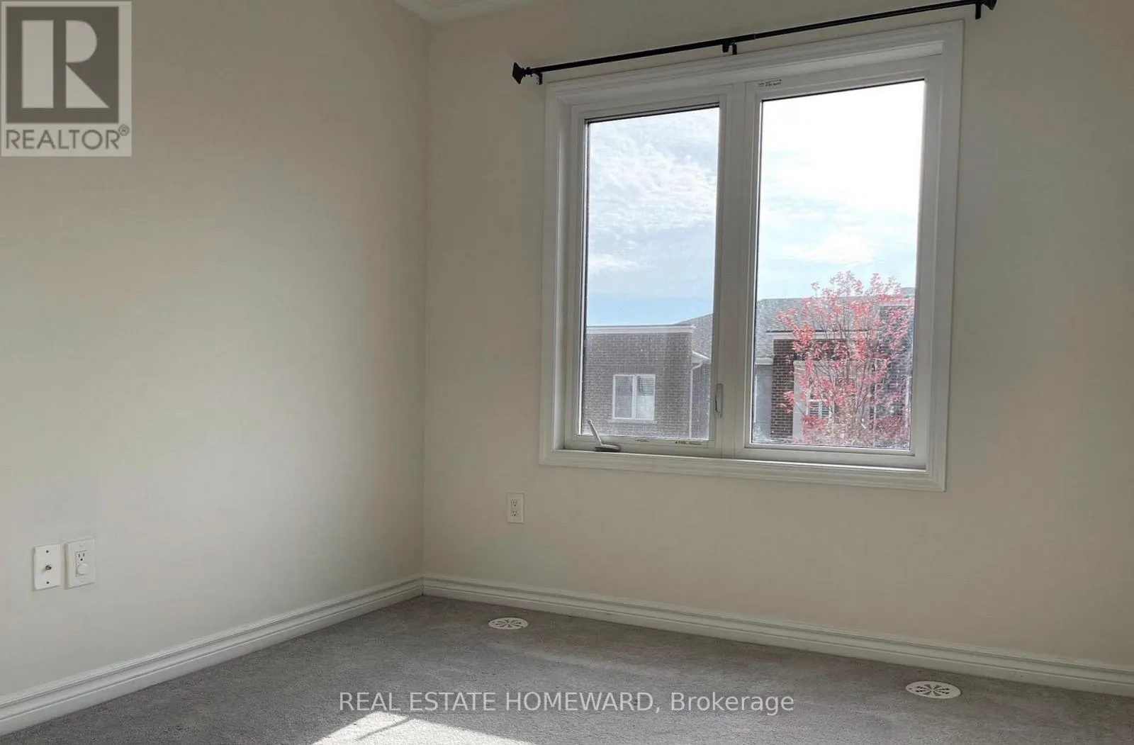 11 - 45 HERON PARK PLACE
