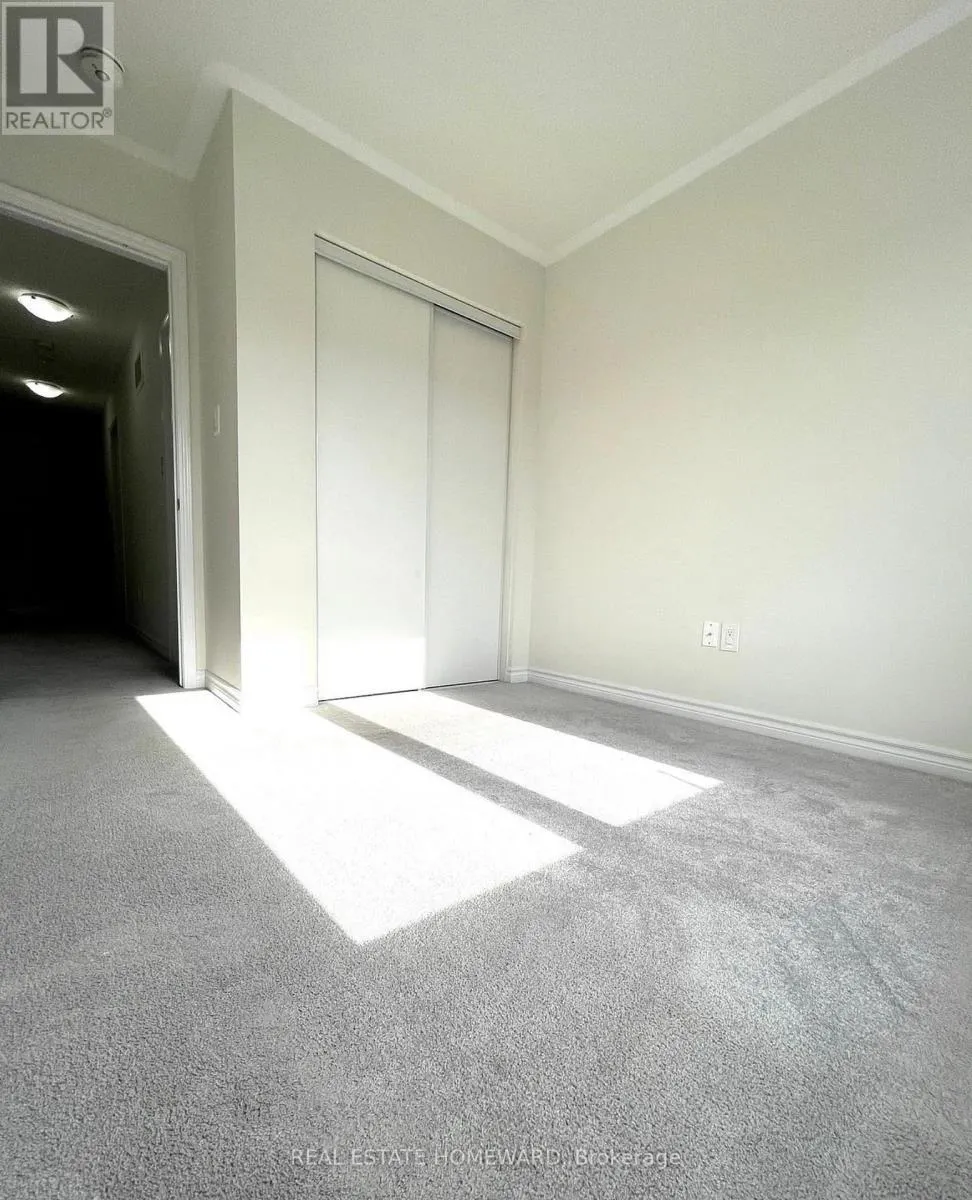 11 - 45 HERON PARK PLACE
